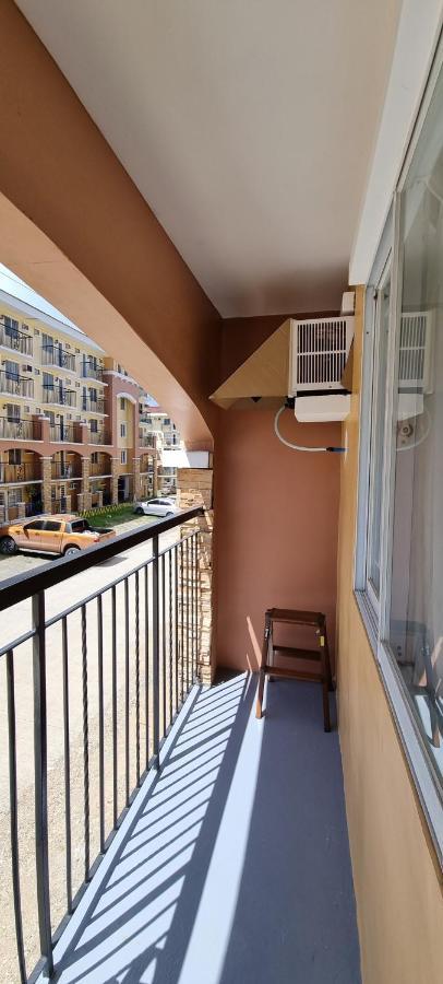 Mikaela'S Crib- 1 Bedroom Flat @ Arezzo Place Condominium Davao Exterior photo