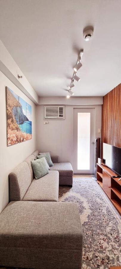 Mikaela'S Crib- 1 Bedroom Flat @ Arezzo Place Condominium Davao Exterior photo